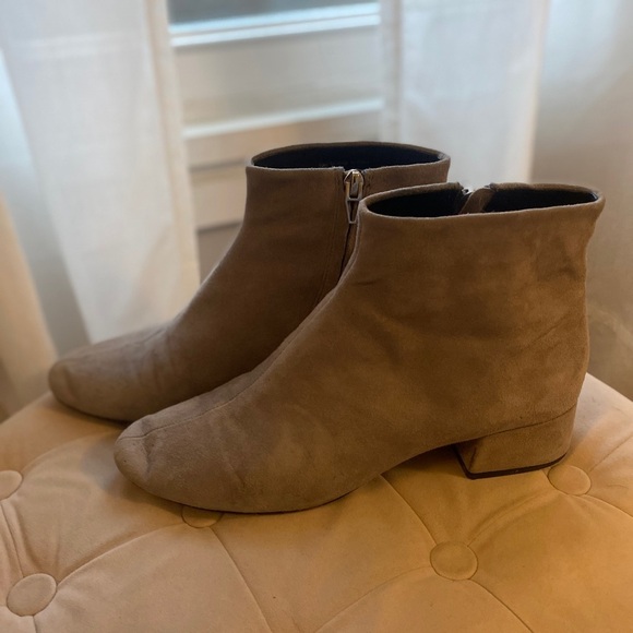 Dolce Vita Shoes - Dolce vida suade booties